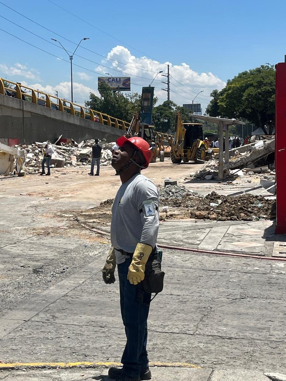 VIWI Ingeniería apoyando labores de iluminación y rescate en Cali - imagen 15